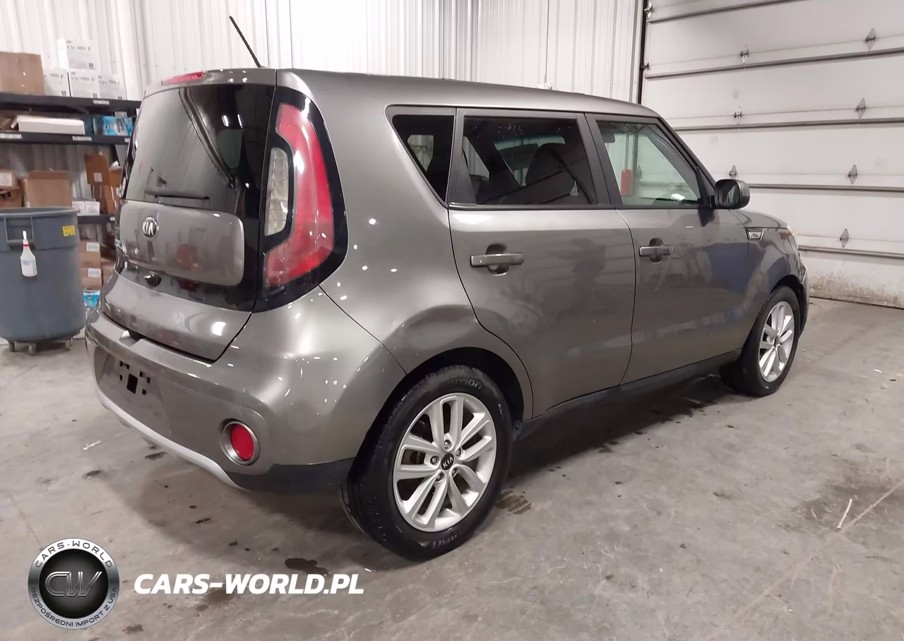 2017 Kia Soul + VIN:KNDJP3A52H7412421 - 4