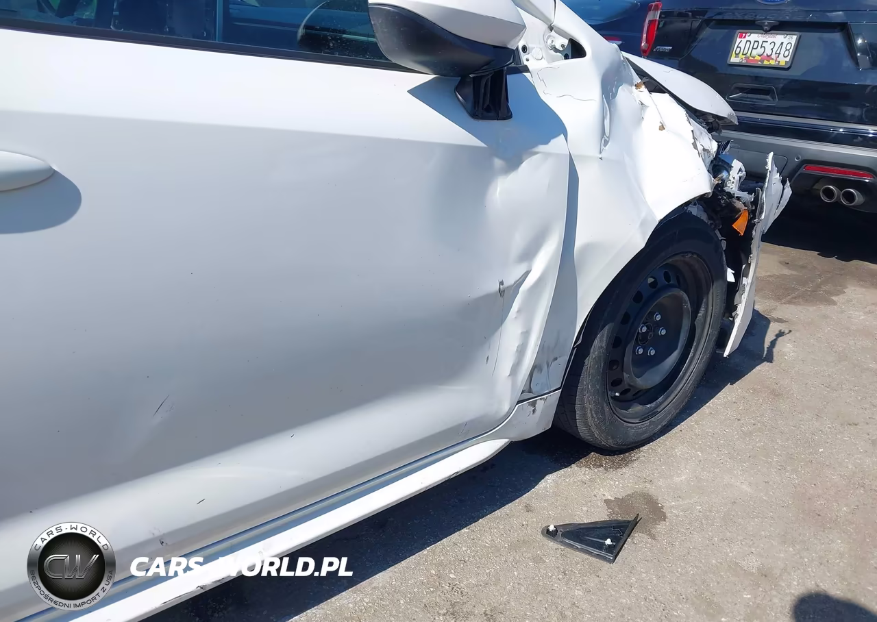 2021 Toyota Corolla Le VIN:5YFEPMAE7MP222016 - 17