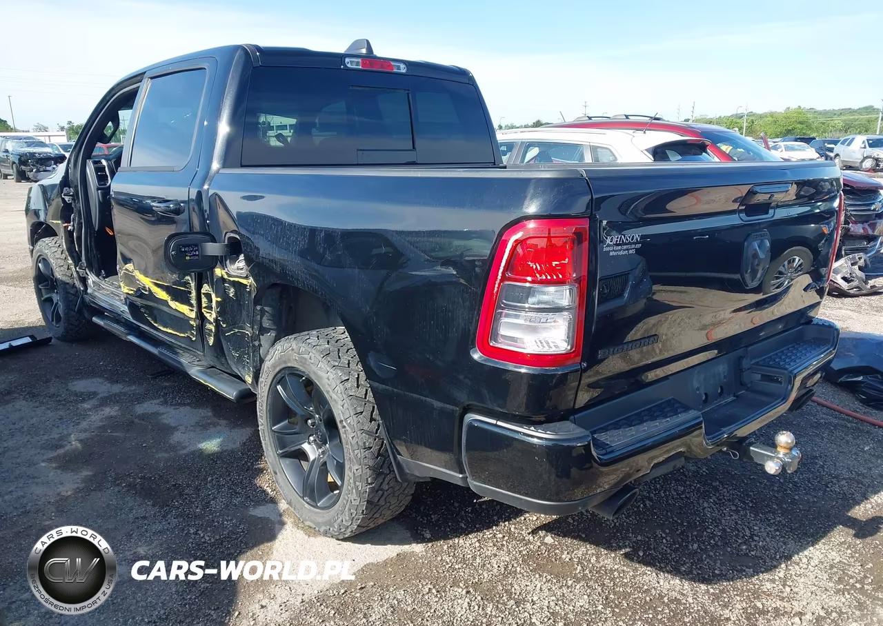 2021 Ram 1500 Big Horn 4X4 5'7 Box VIN:1C6SRFFT2MN679451 - 3