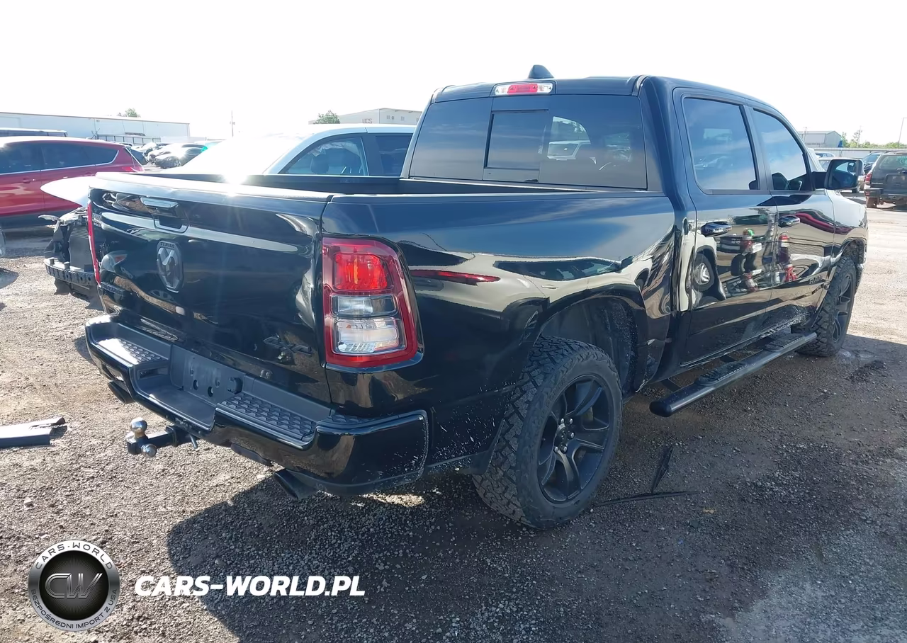 2021 Ram 1500 Big Horn 4X4 5'7 Box VIN:1C6SRFFT2MN679451 - 4