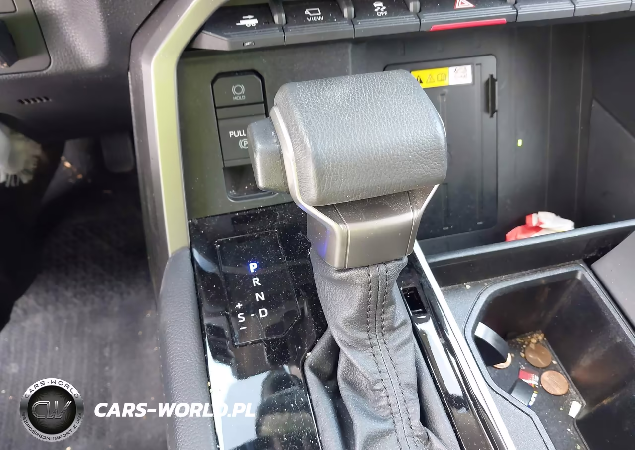 2023 Toyota Sequoia Limited VIN:7SVAAABAXPX013200 - 19