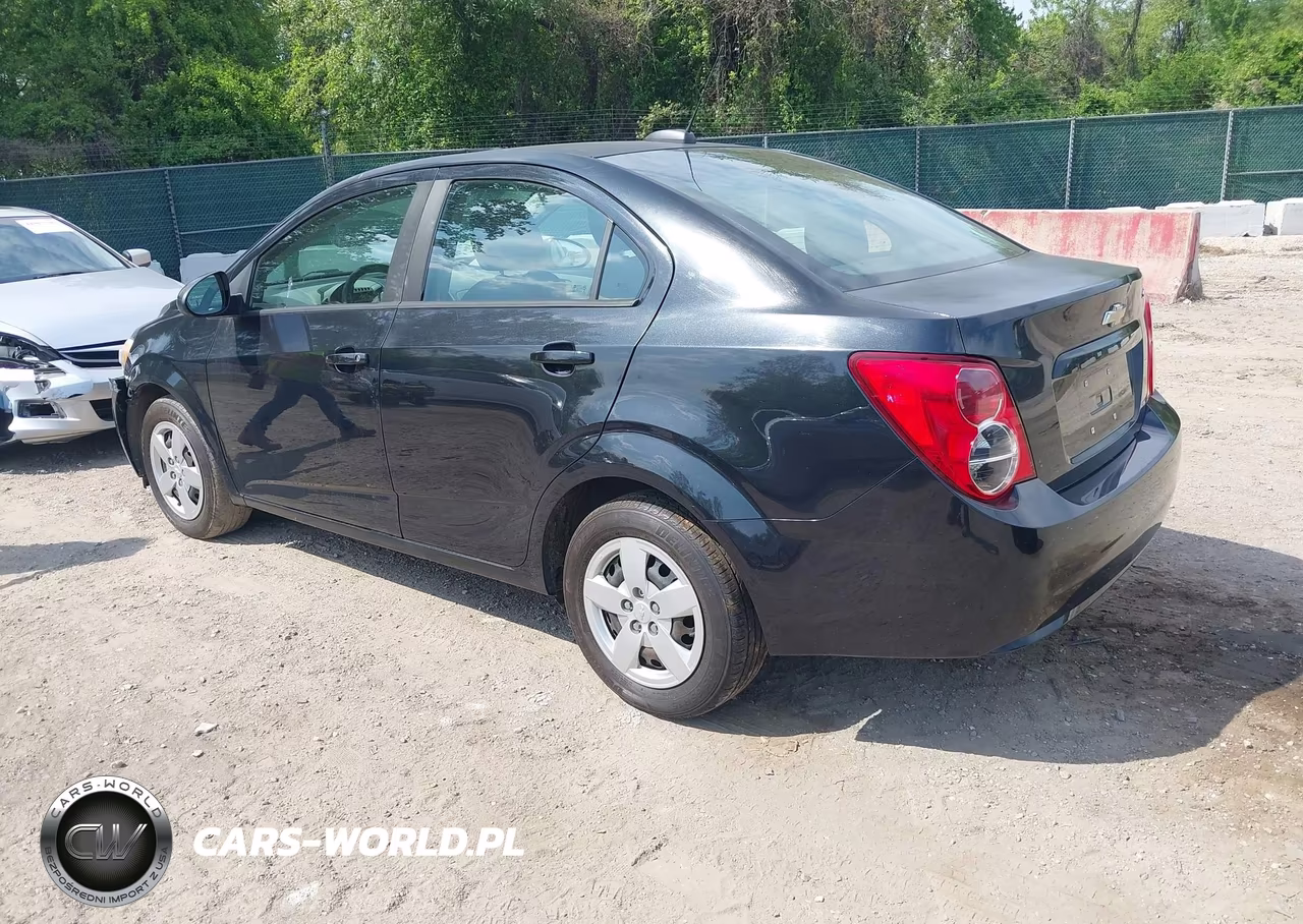 2015 Chevrolet Sonic Ls Auto VIN:1G1JA5SG9F4118647 - 3