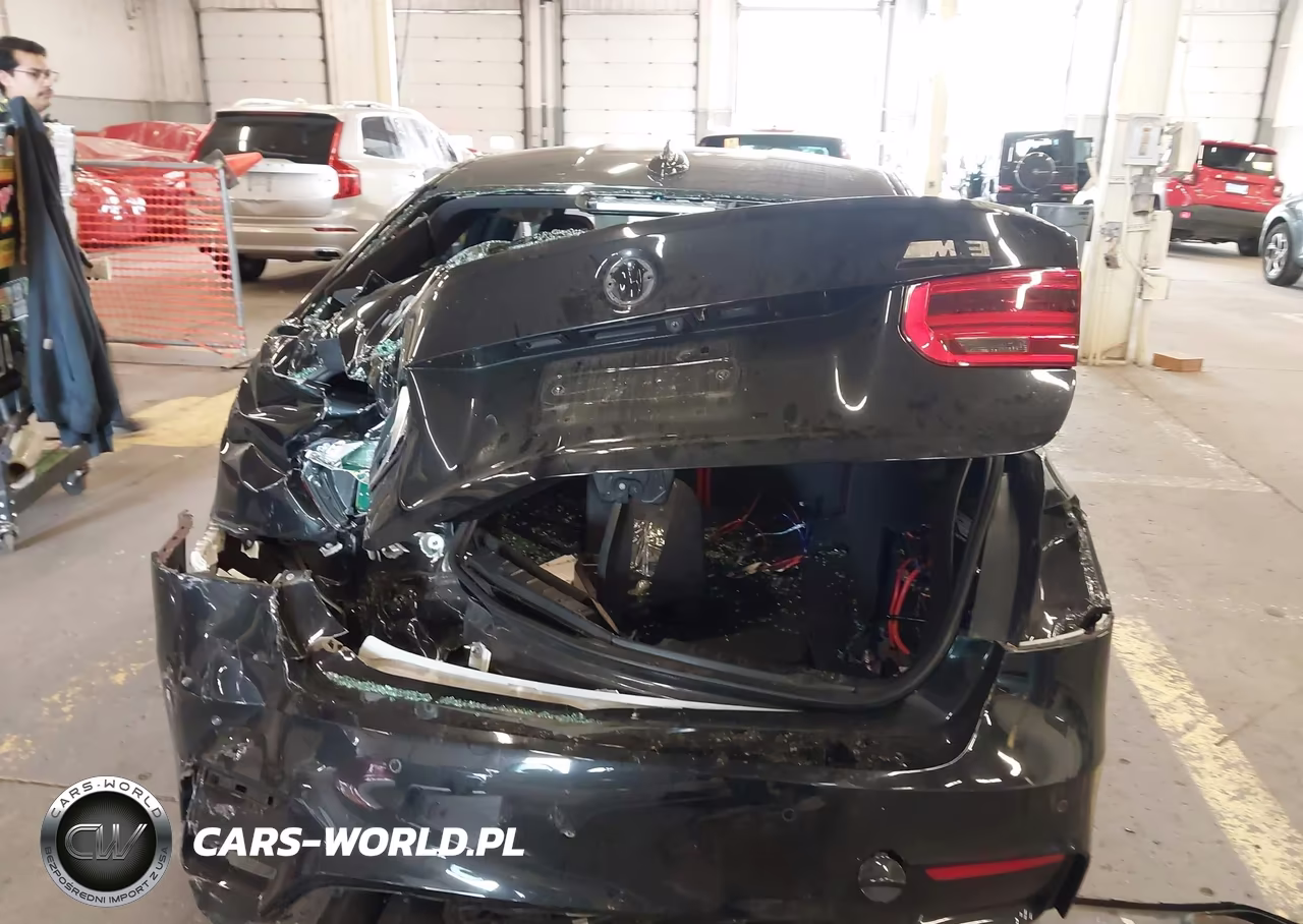 2018 BMW M3 VIN:WBS8M9C52J5L71872 - 16