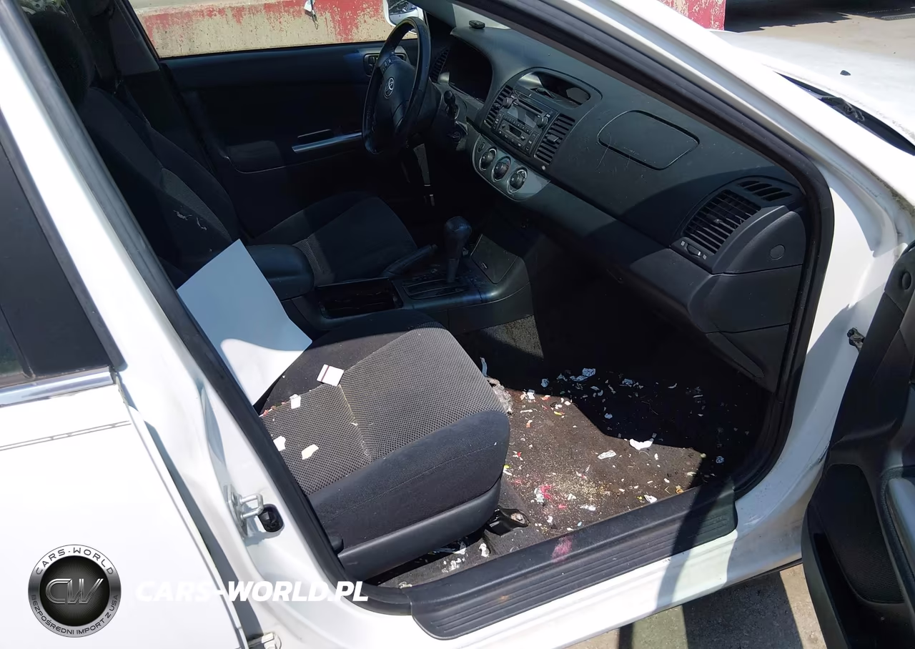 2005 Toyota Camry Se VIN:4T1BE32K25U405105 - 5