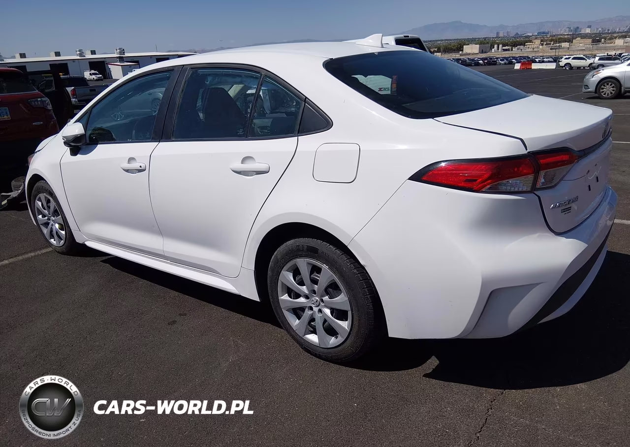 2022 Toyota Corolla Le VIN:5YFEPMAE2NP330917 - 3