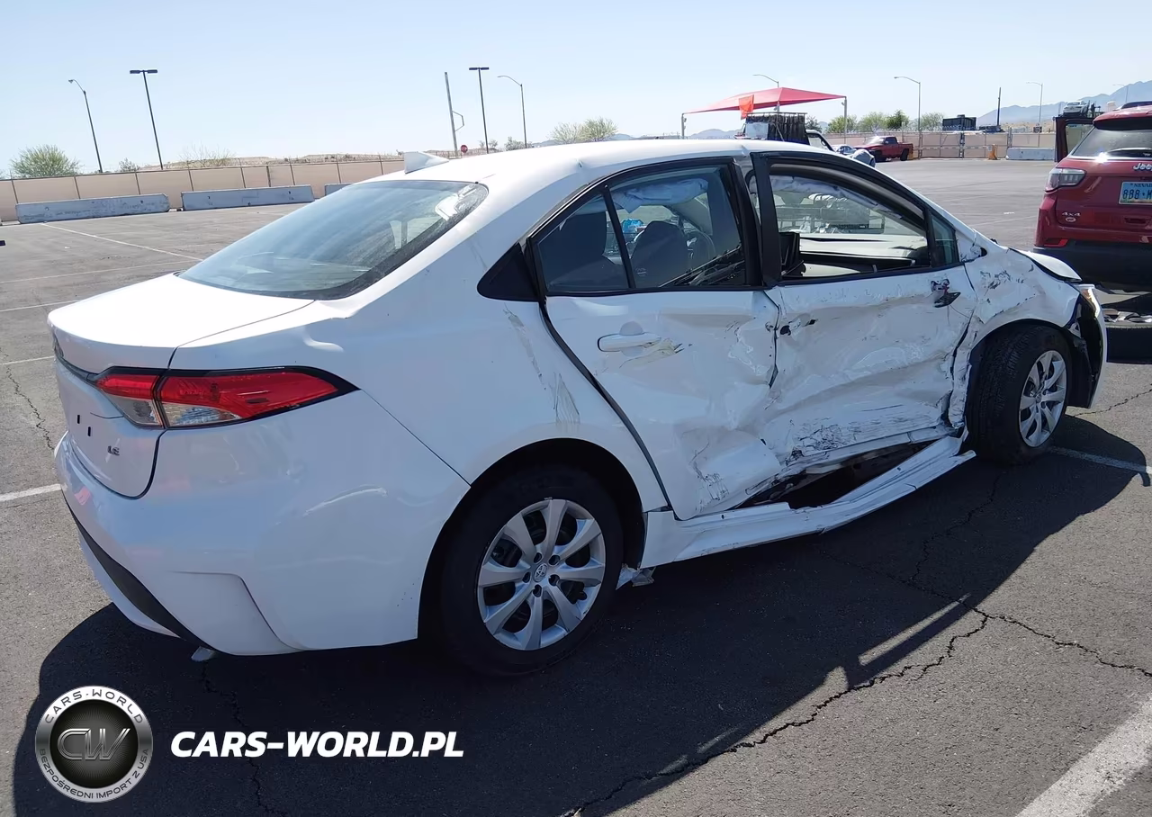 2022 Toyota Corolla Le VIN:5YFEPMAE2NP330917 - 4