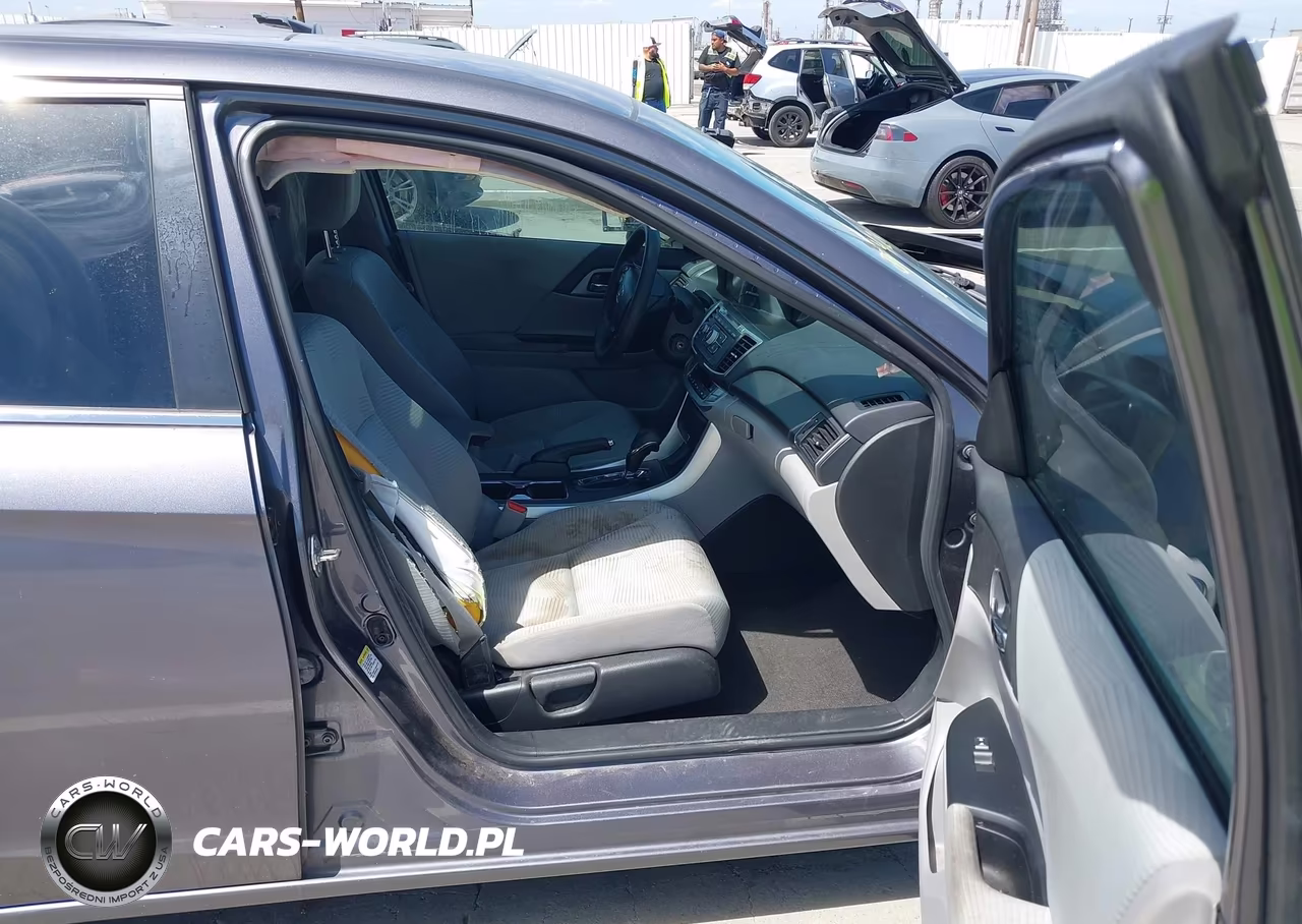 2015 Honda Accord Lx VIN:1HGCR2F32FA261554 - 5
