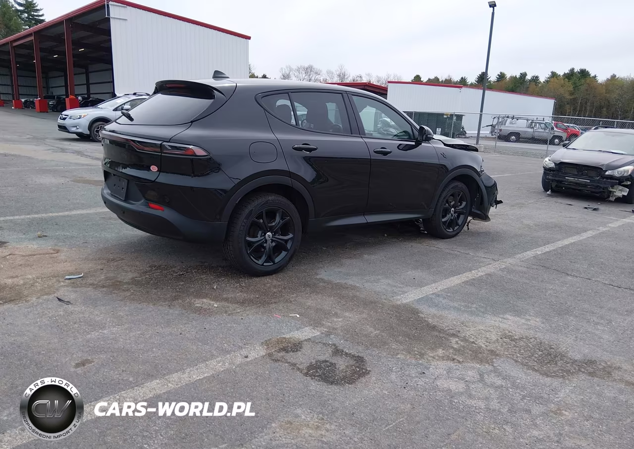 2023 Dodge Hornet Gt Plus Awd VIN:ZACNDFBN9P3A07966 - 4