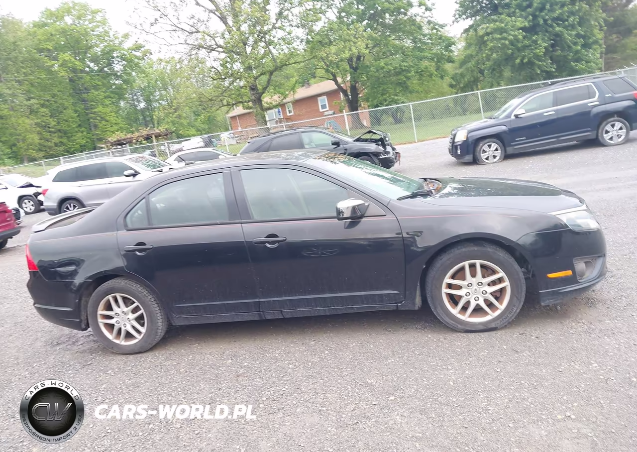 2010 Ford Fusion S VIN:3FAHP0GA7AR364971 - 14