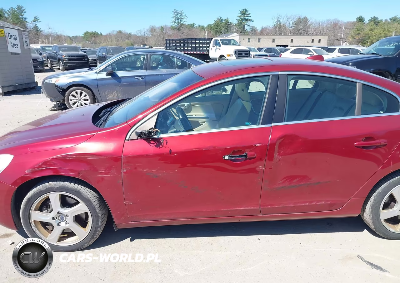 2013 Volvo S60 T5 Platinum VIN:YV1612FH6D2187118 - 6