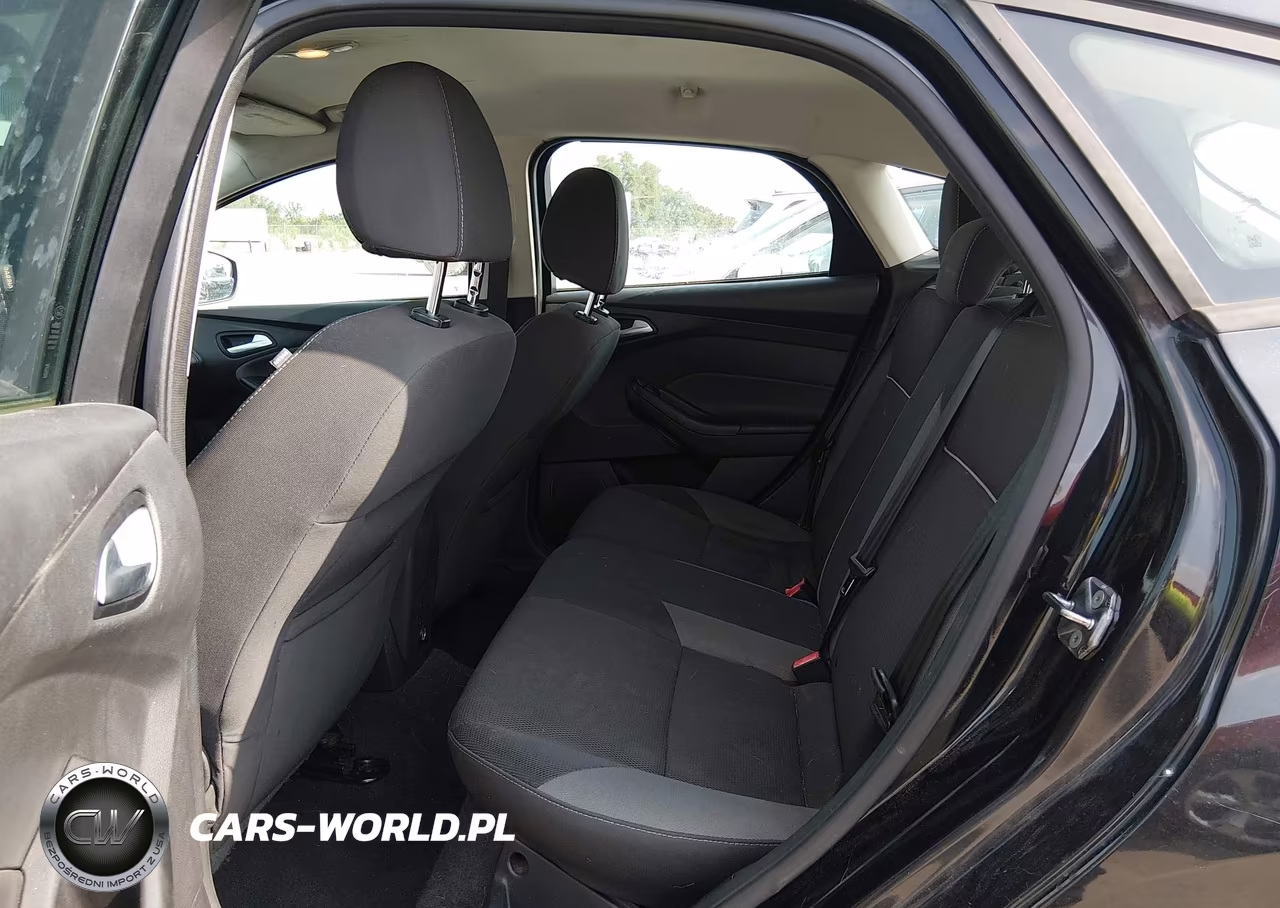 2013 Ford Focus Se VIN:1FADP3K23DL237895 - 8