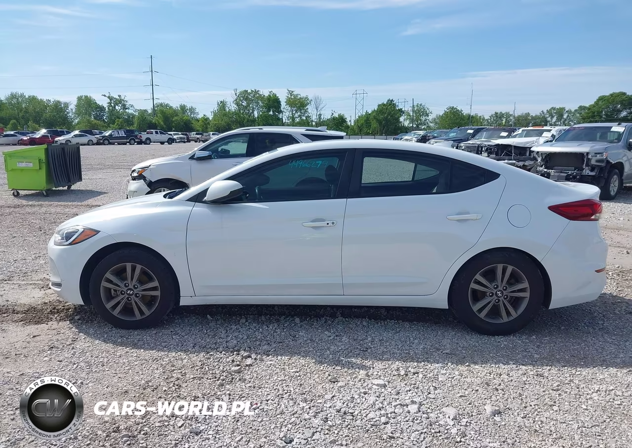 2018 Hyundai Elantra Value Edition VIN:5NPD84LF5JH269665 - 15
