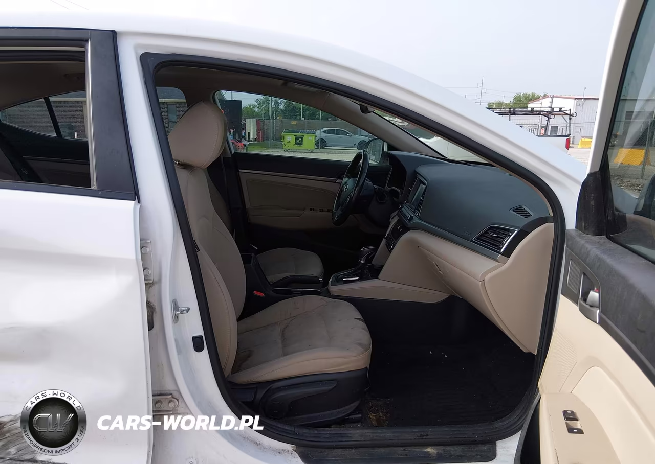 2018 Hyundai Elantra Value Edition VIN:5NPD84LF5JH269665 - 5
