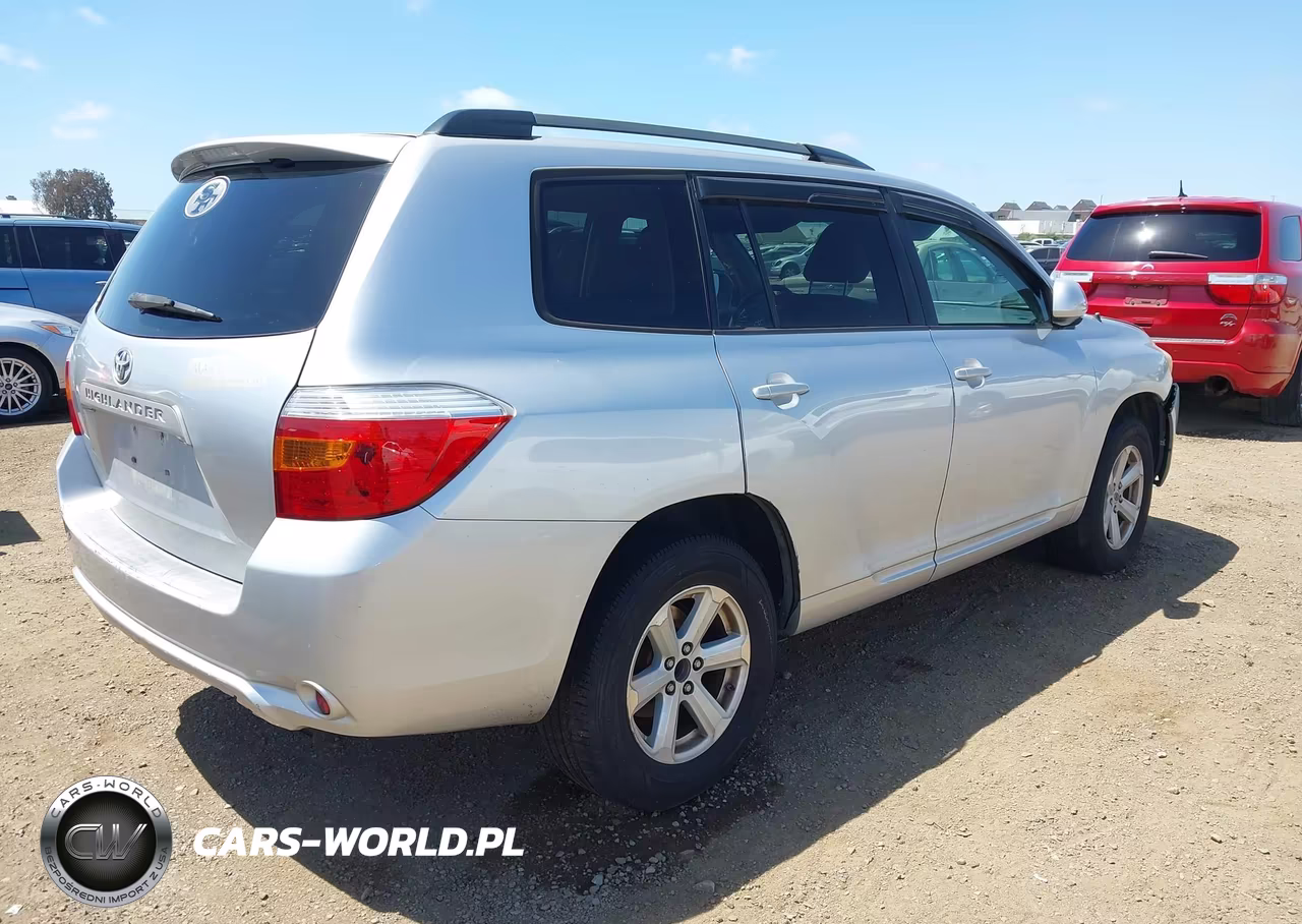 2010 Toyota Highlander Base V6 VIN:5TDZK3EH4AS001684 - 4