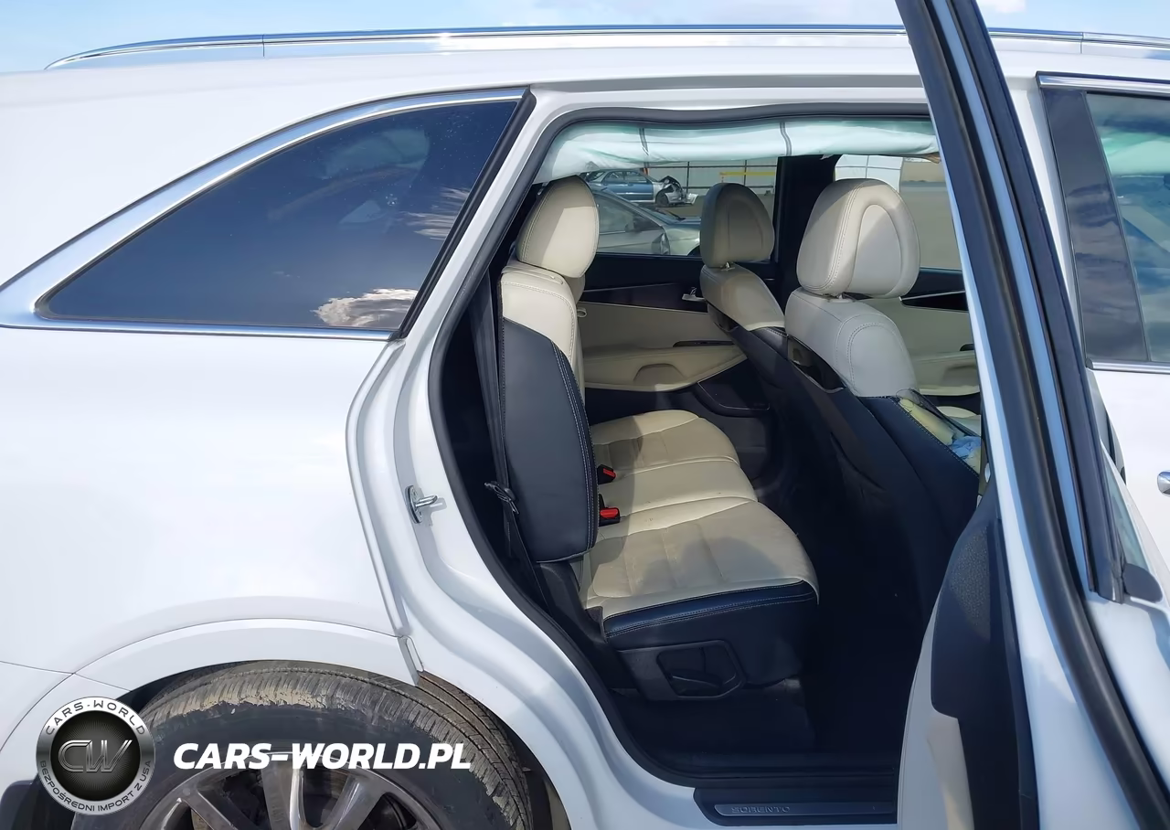 2016 Kia Sorento 3.3L Sxl VIN:5XYPKDA53GG155110 - 8