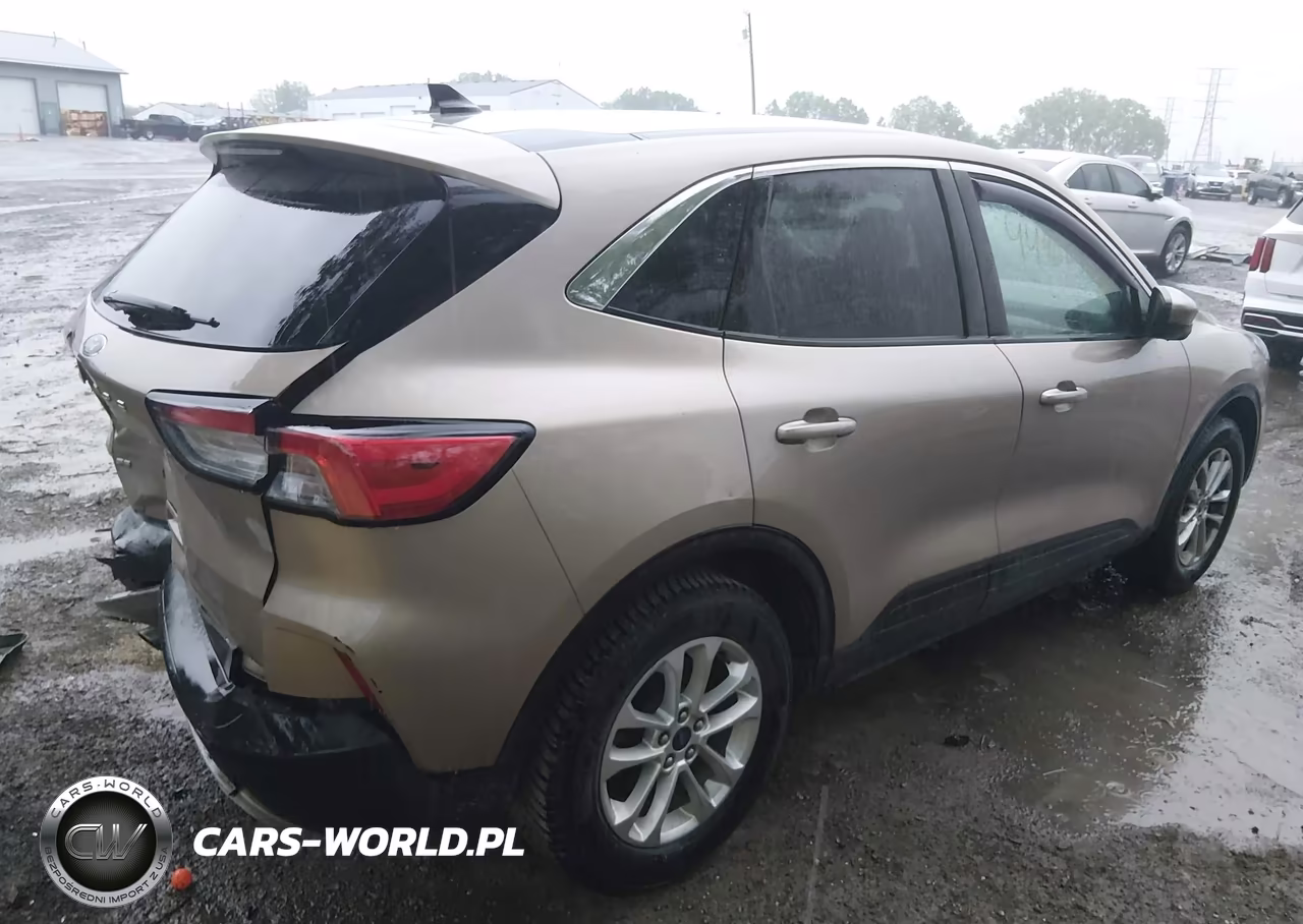 2021 Ford Escape Se VIN:1FMCU0G6XMUA47512 - 4