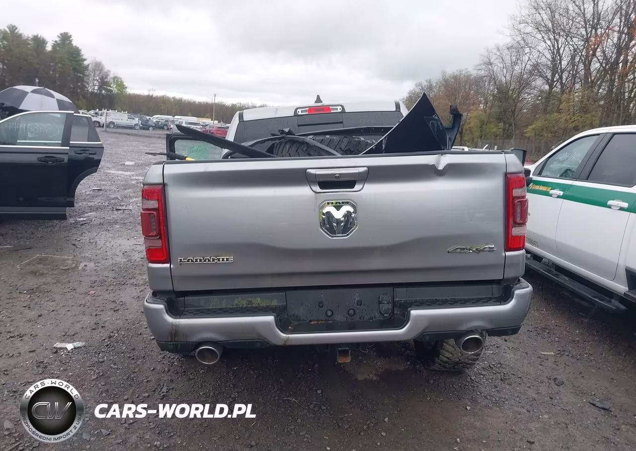 2019 Ram 1500 Laramie 4X4 5'7 Box VIN:1C6SRFJT9KN764808 - 15