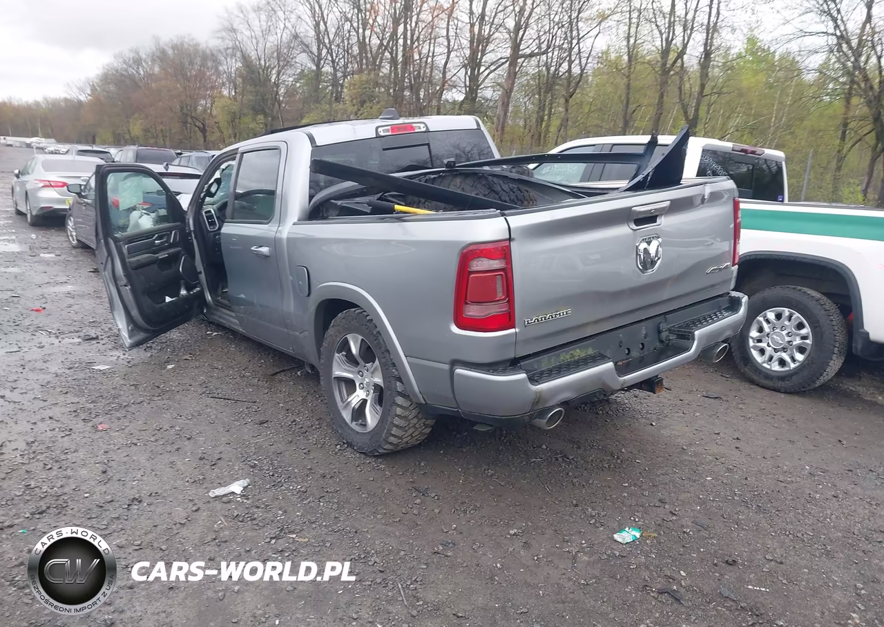 2019 Ram 1500 Laramie 4X4 5'7 Box VIN:1C6SRFJT9KN764808 - 3