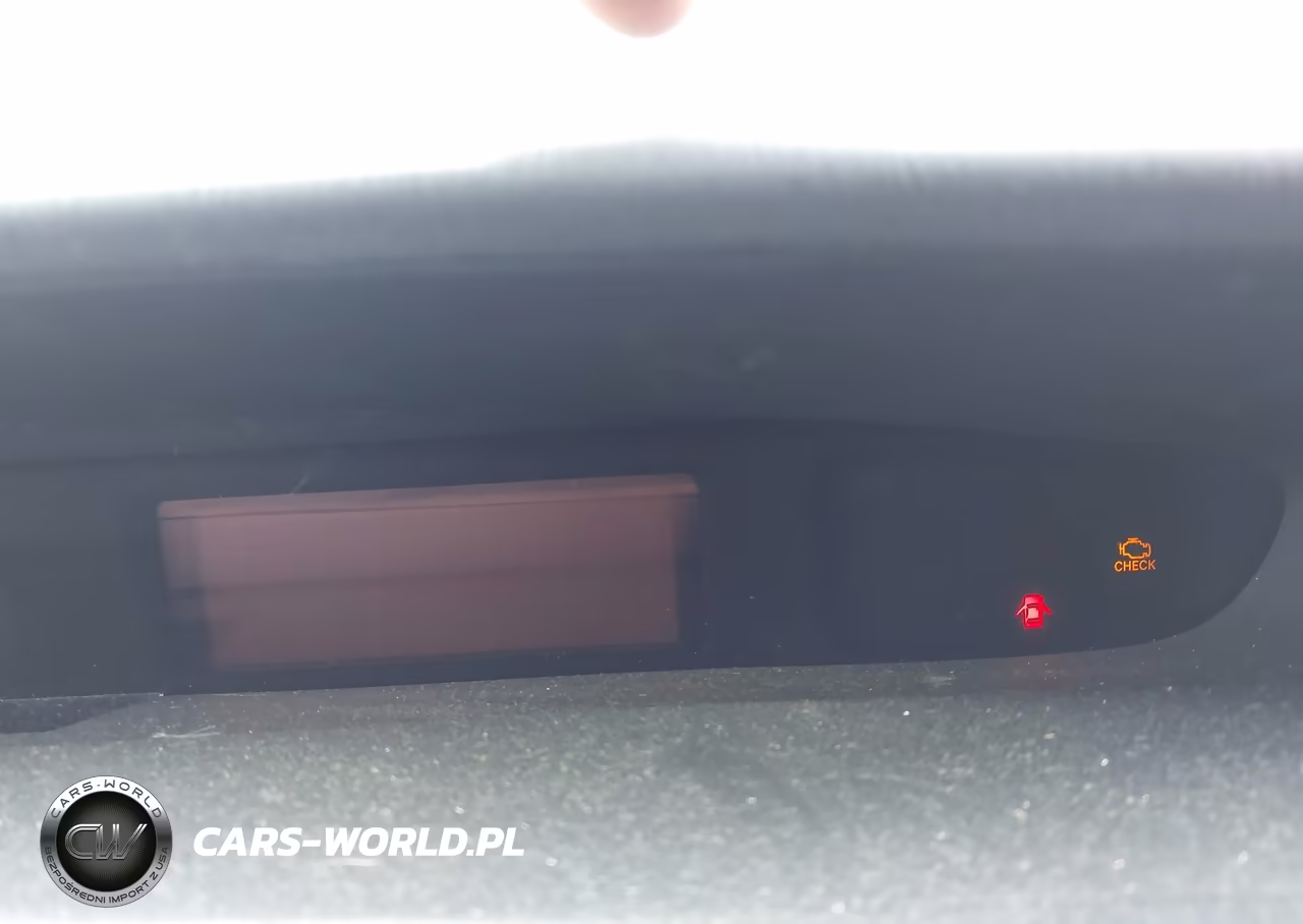 2013 Toyota Prius Two VIN:JTDKN3DU8D5665035 - 7