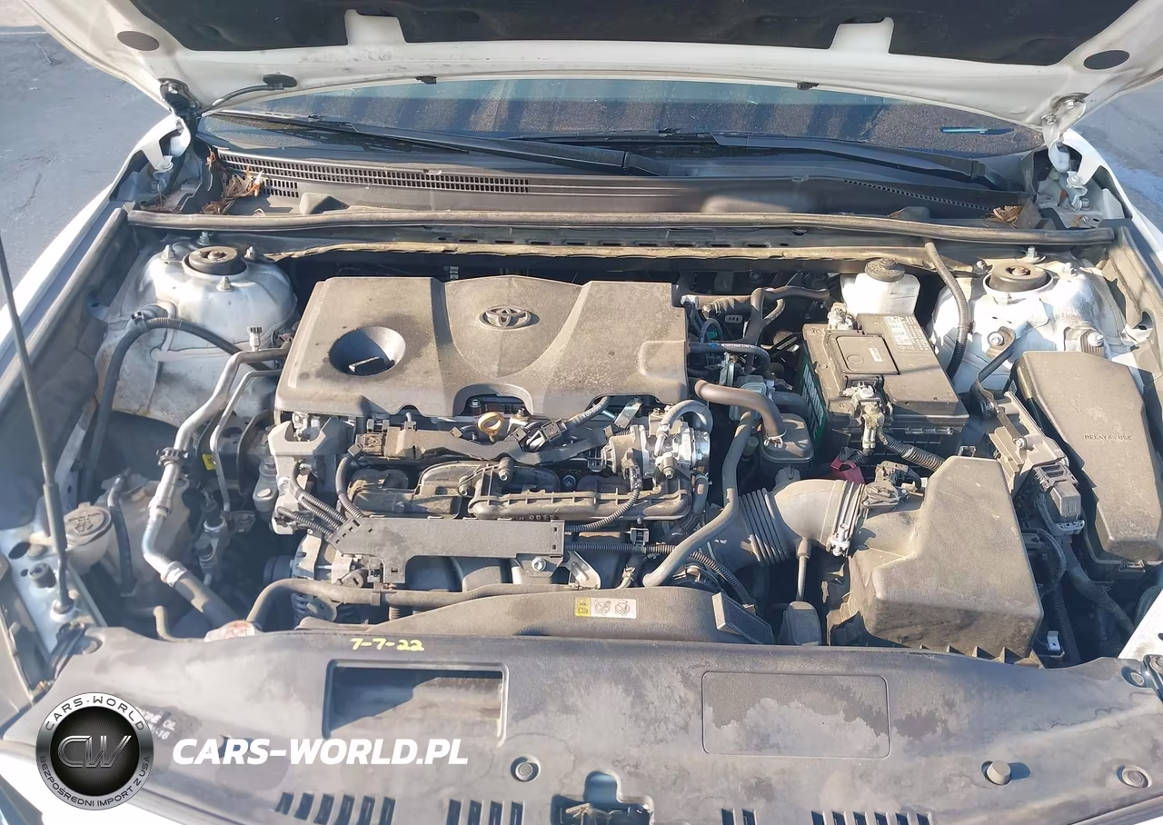 2021 Toyota Camry Le VIN:4T1C11AK5MU588889 - 10