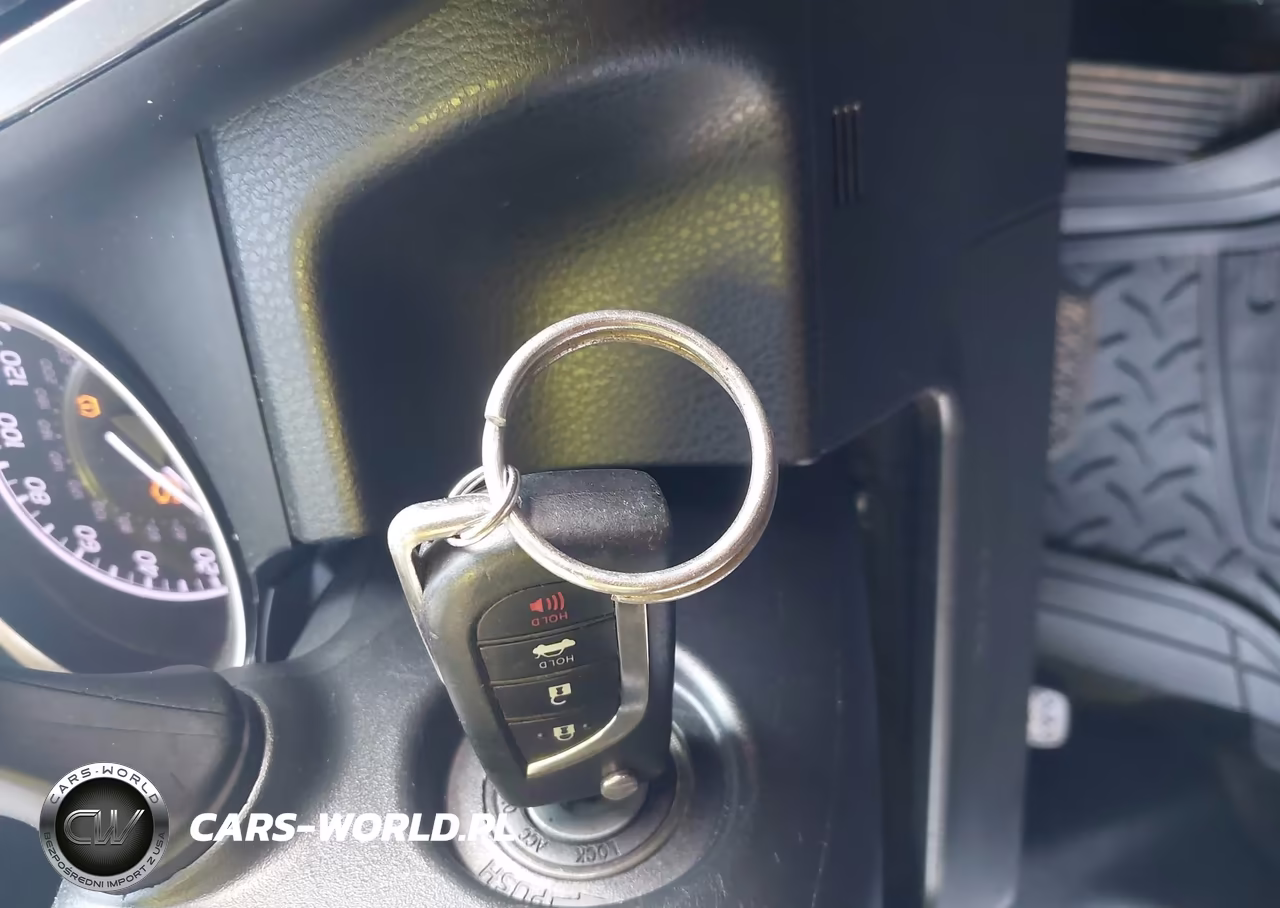 2021 Toyota Camry Le VIN:4T1C11AK5MU588889 - 11