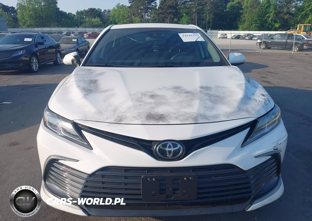 2021 Toyota Camry Le VIN:4T1C11AK5MU588889 - 12