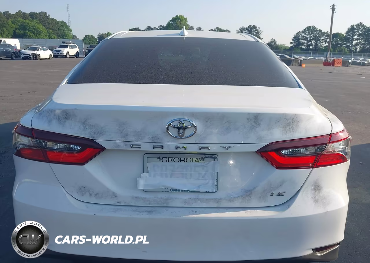 2021 Toyota Camry Le VIN:4T1C11AK5MU588889 - 16