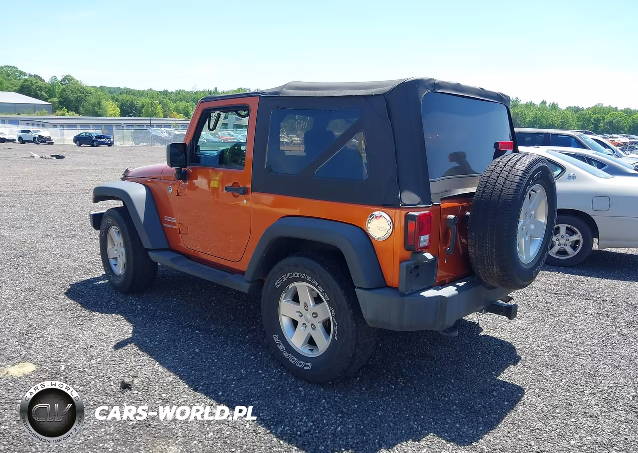 2010 Jeep Wrangler Sport VIN:1J4AA2D1XAL197236 - 3