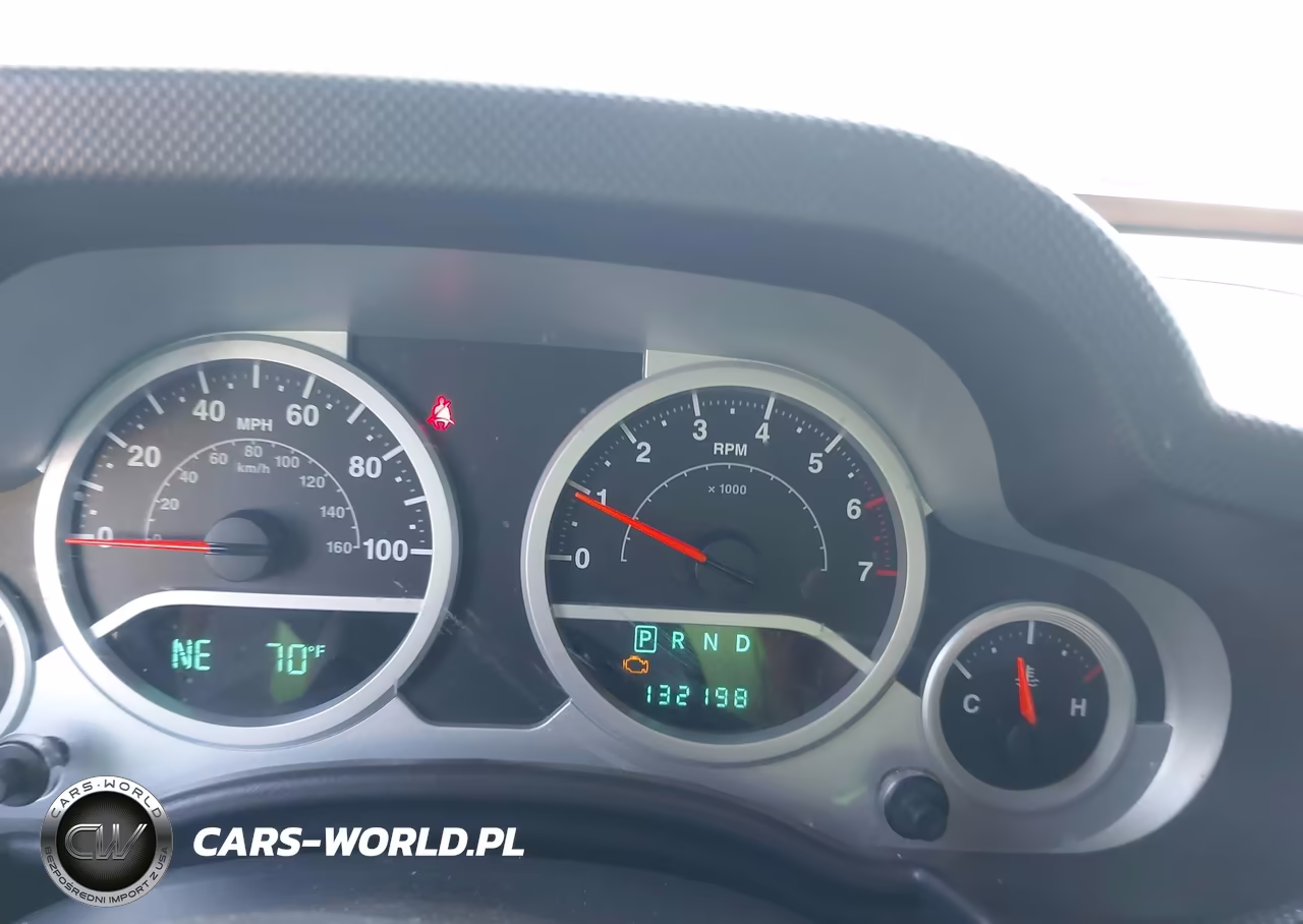 2010 Jeep Wrangler Sport VIN:1J4AA2D1XAL197236 - 7