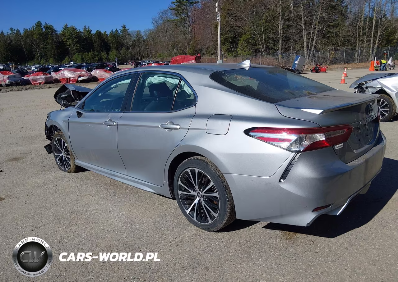 2020 Toyota Camry Se VIN:4T1G11AKXLU361214 - 3