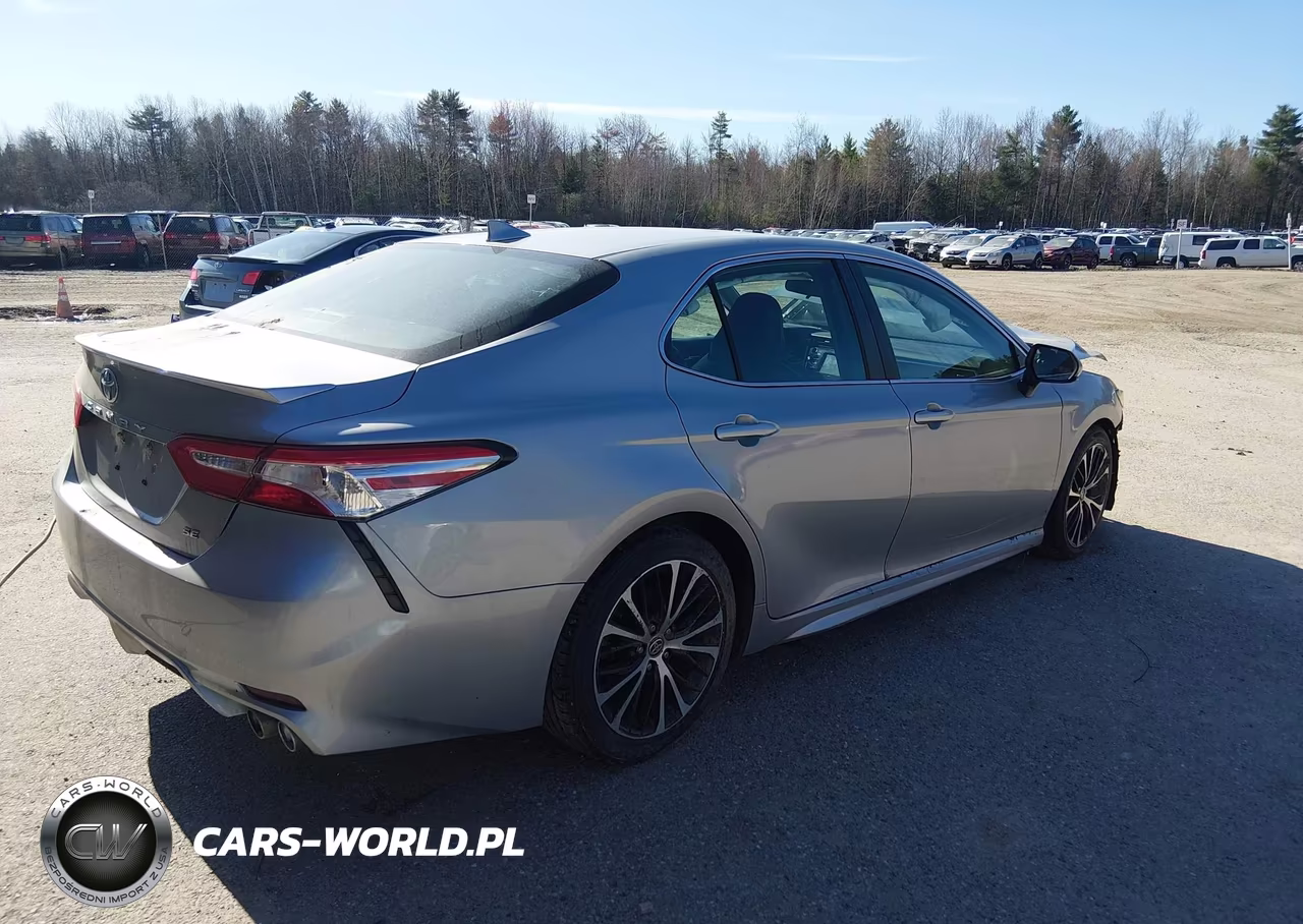 2020 Toyota Camry Se VIN:4T1G11AKXLU361214 - 4