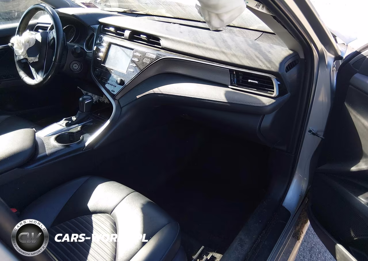 2020 Toyota Camry Se VIN:4T1G11AKXLU361214 - 5