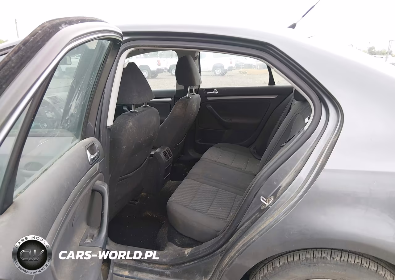 2010 Volkswagen Jetta S VIN:3VWJZ7AJ4AM076195 - 8