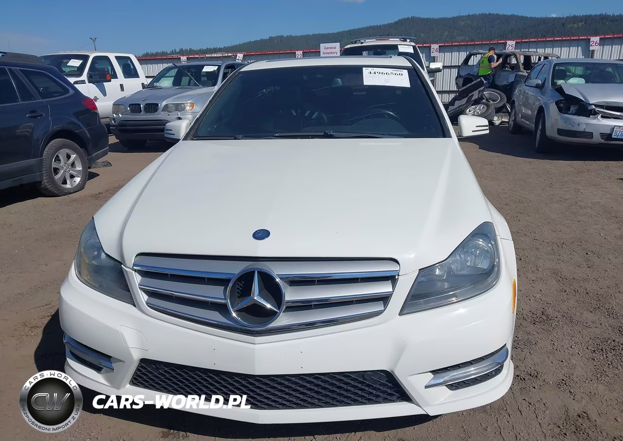 2012 Mercedes-Benz C 250 Sport VIN:WDDGF4HB9CR208703 - 6