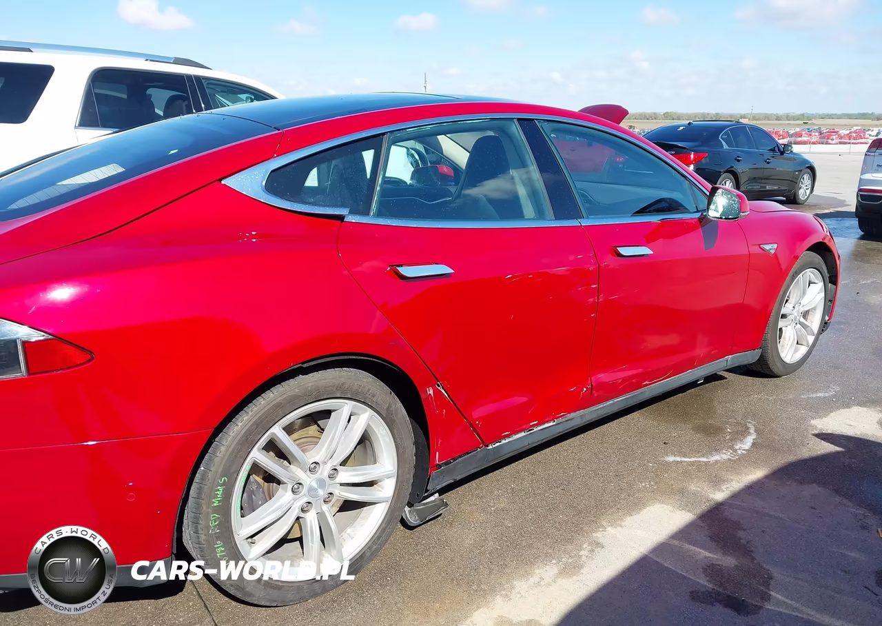 2016 Tesla Model S 60-70-75-85 VIN:5YJSA1E19GF120095 - 6