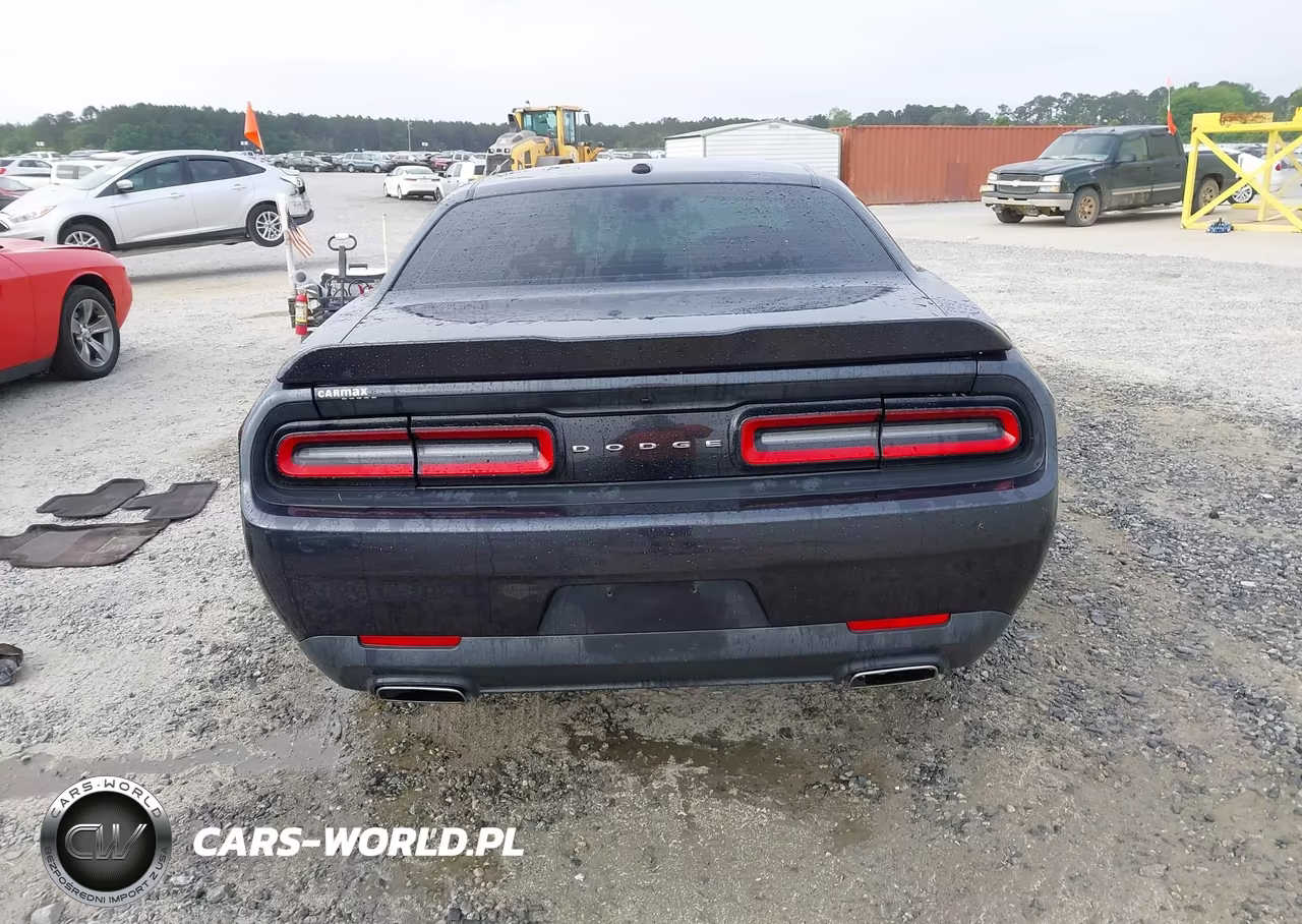 2017 Dodge Challenger Sxt VIN:2C3CDZAG5HH578012 - 16