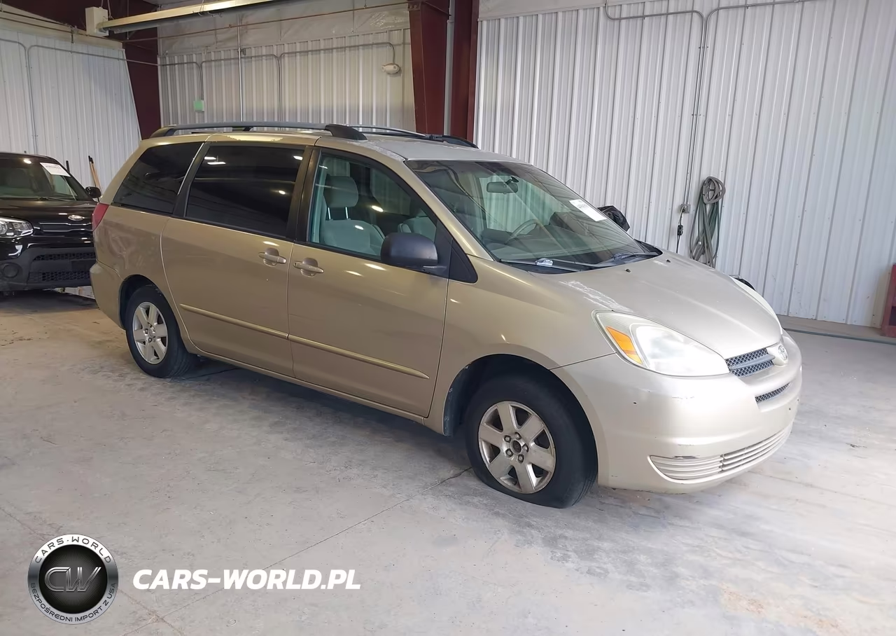 2004 Toyota Sienna Le
