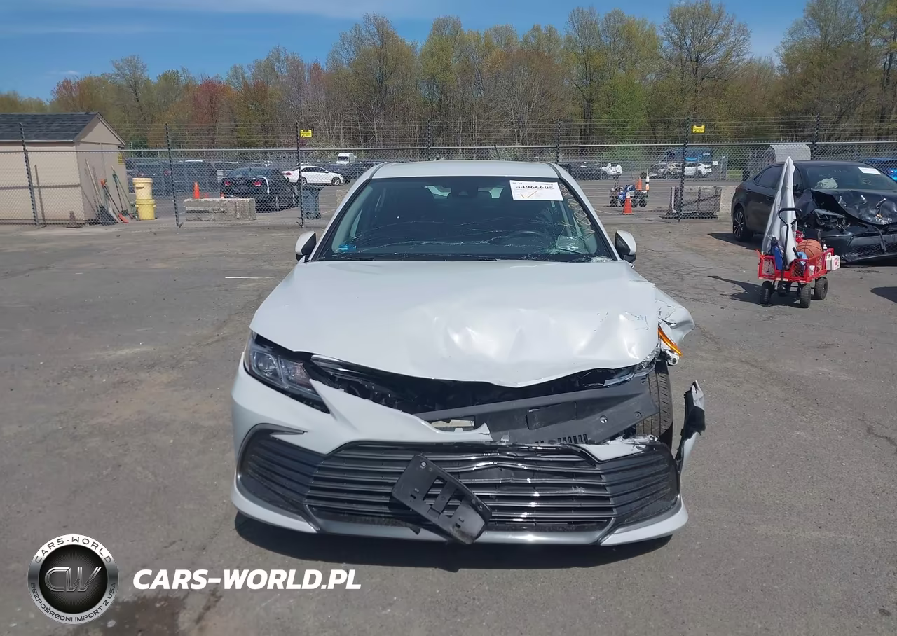 2022 Toyota Camry Le VIN:4T1C11AK7NU051362 - 12