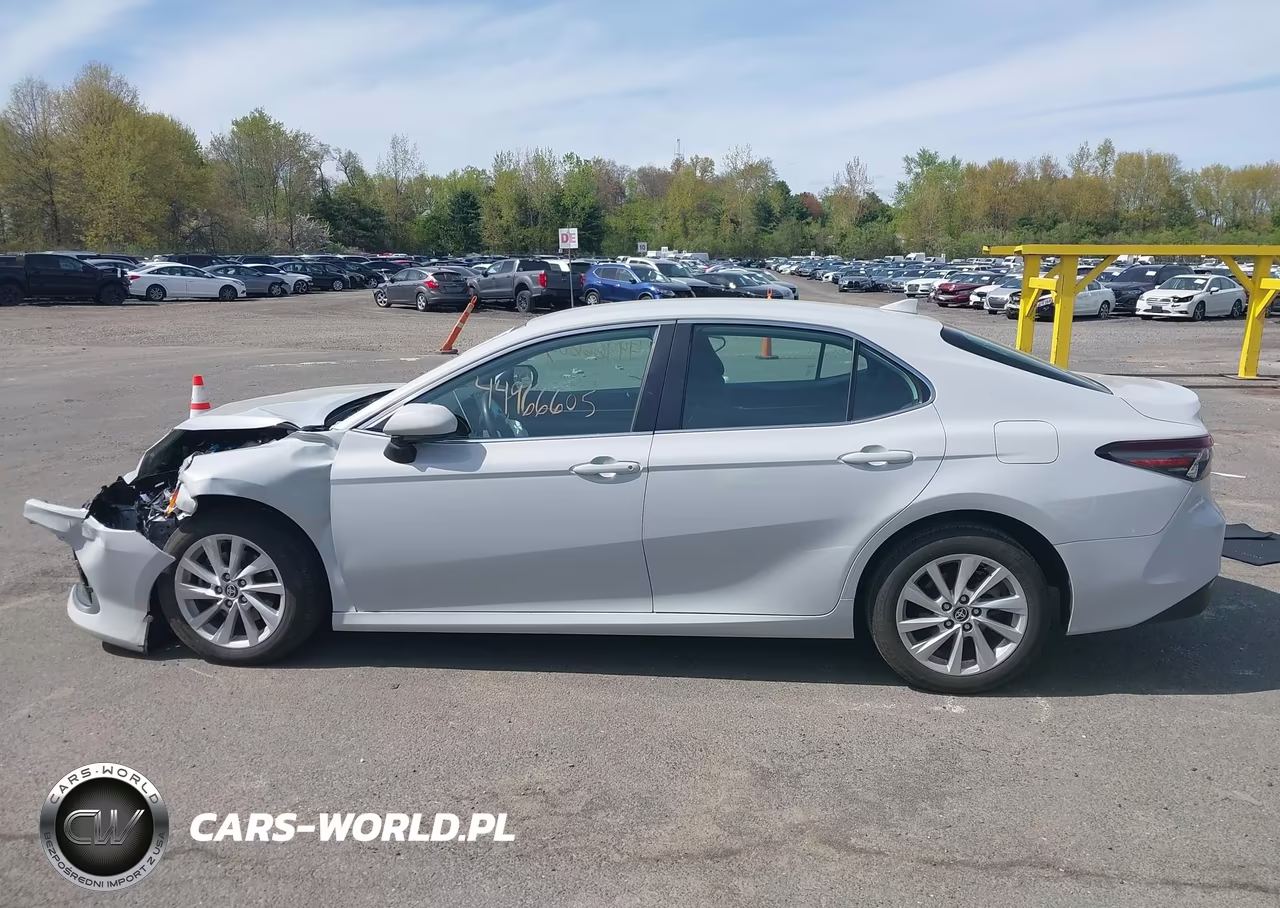 2022 Toyota Camry Le VIN:4T1C11AK7NU051362 - 14
