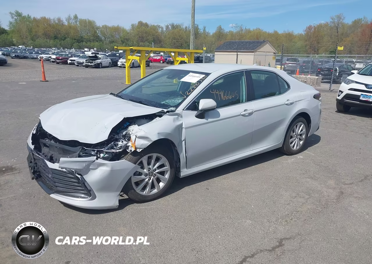 2022 Toyota Camry Le VIN:4T1C11AK7NU051362 - 2