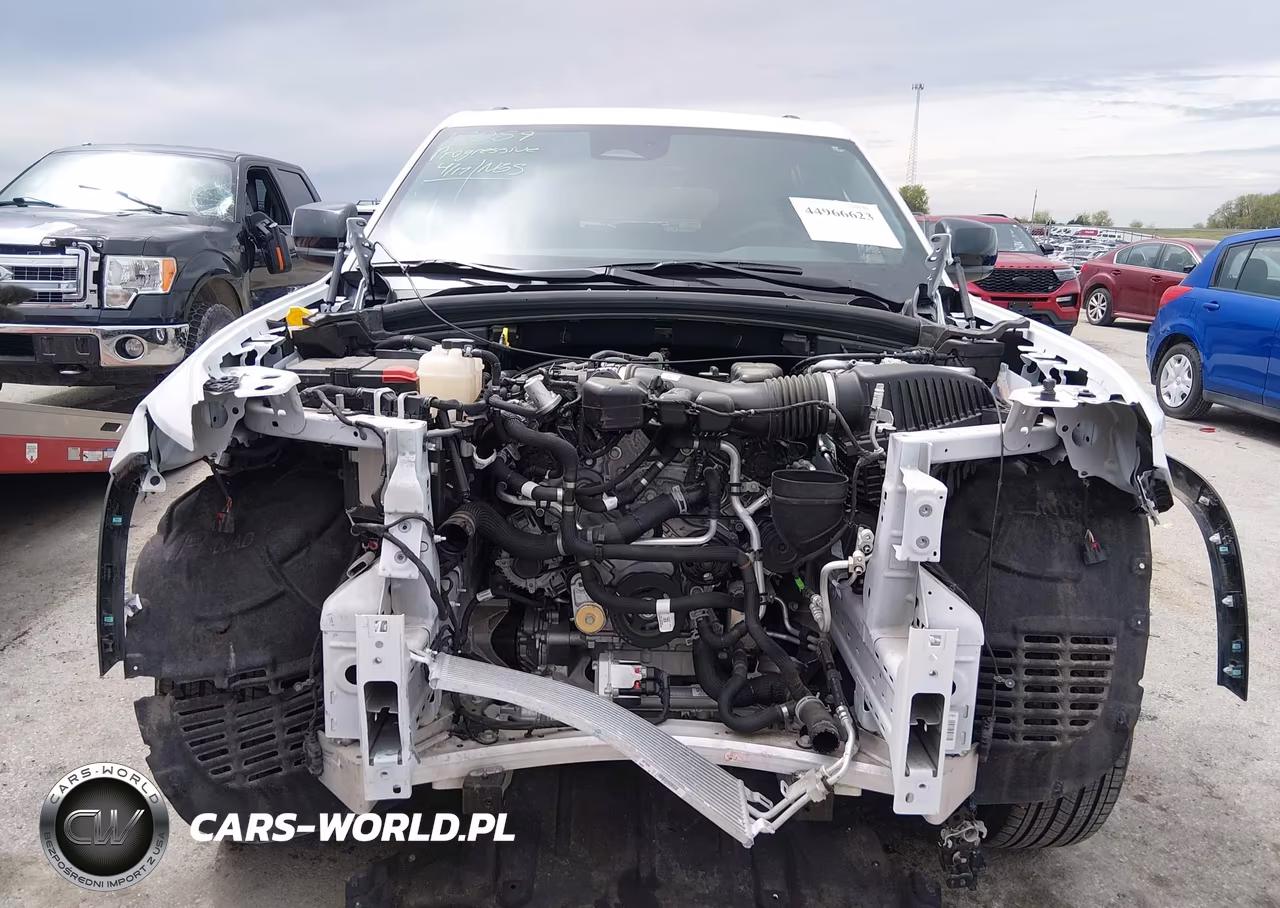2025 Jeep Grand Cherokee Laredo X 4X4 VIN:1C4RJHAG5S8752683 - 6