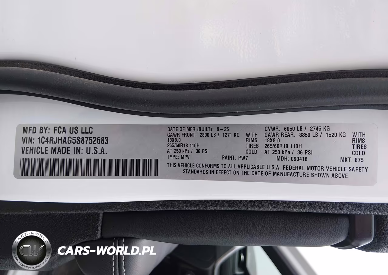 2025 Jeep Grand Cherokee Laredo X 4X4 VIN:1C4RJHAG5S8752683 - 9