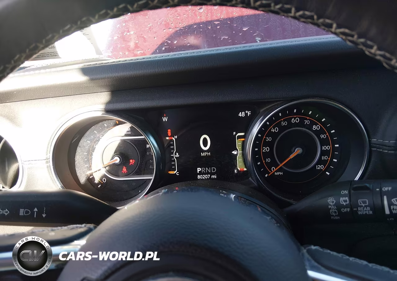 2021 Jeep Wrangler Unlimited Sahara 4X4 VIN:1C4HJXEG5MW636849 - 7