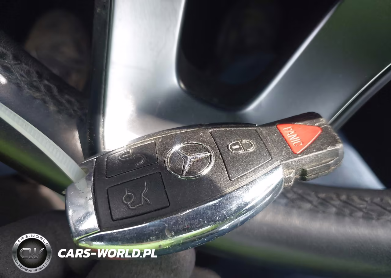 2017 Mercedes-Benz C 300 4Matic VIN:55SWF4KB0HU185516 - 11