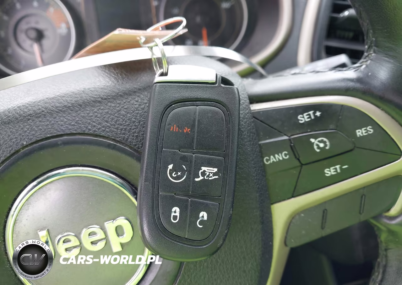 2016 Jeep Cherokee North VIN:1C4PJMCS9GW231406 - 11