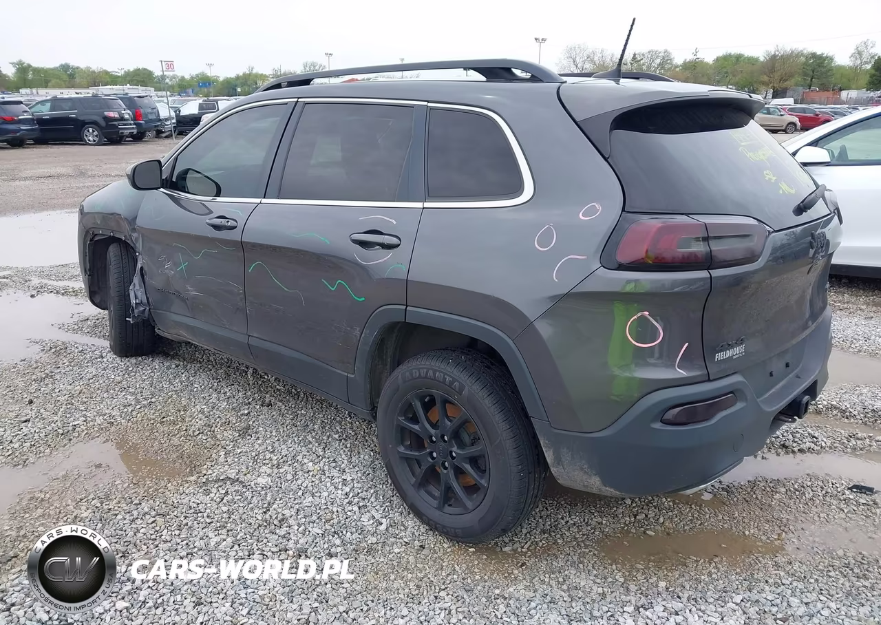2016 Jeep Cherokee North VIN:1C4PJMCS9GW231406 - 3