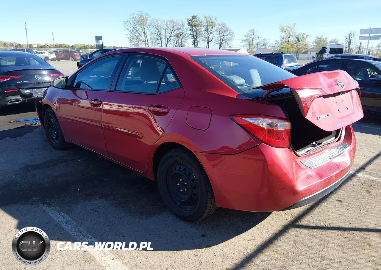2017 Toyota Corolla Le VIN:2T1BURHE8HC852406 - 3