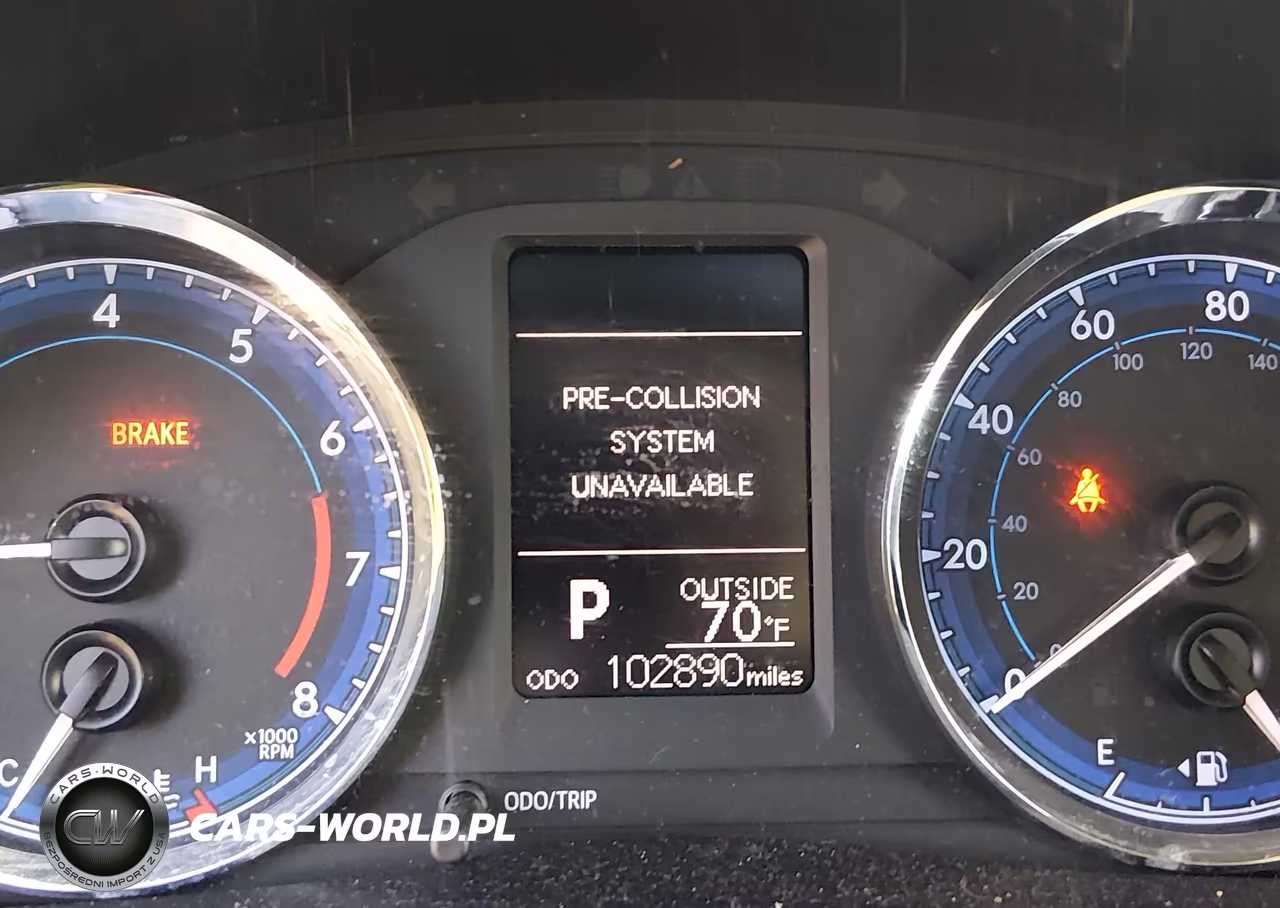 2017 Toyota Corolla Le VIN:2T1BURHE8HC852406 - 7