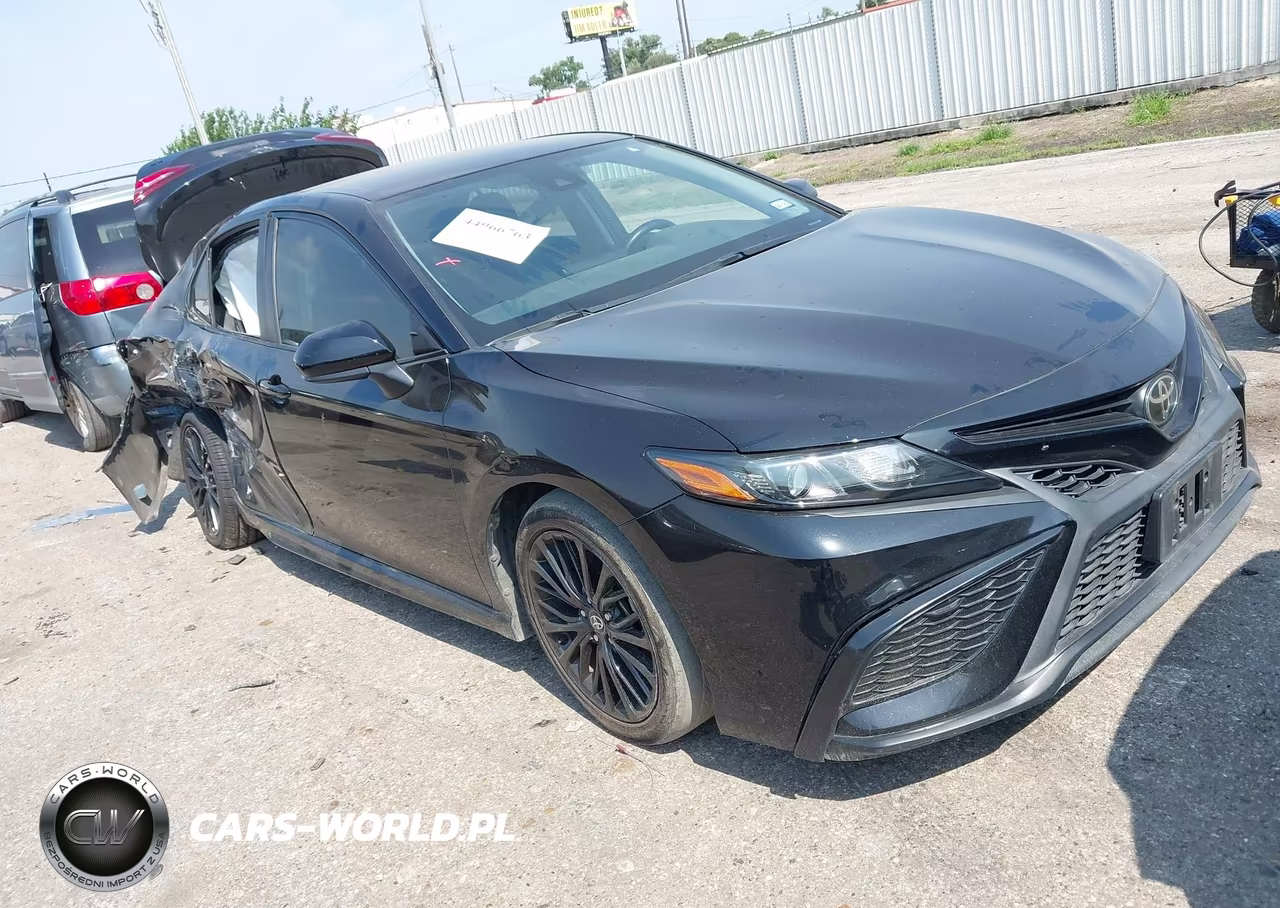 2021 Toyota Camry Se Nightshade Edition – zdjęcie 1 z 16