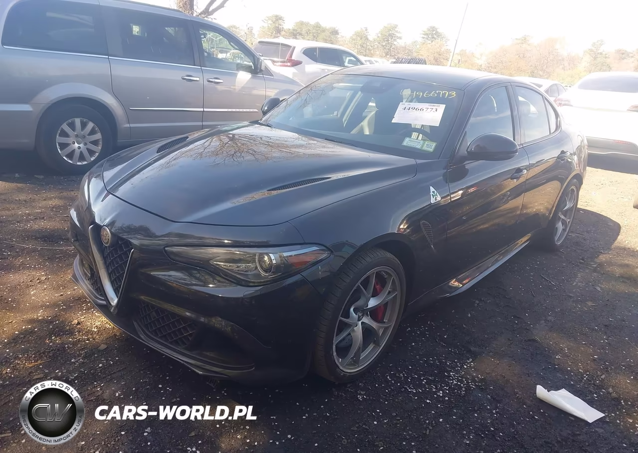2018 Alfa Romeo Giulia Quadrifoglio Rwd VIN:ZARFAEAV7J7578447 - 2